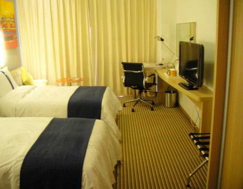 Holiday Inn Express Shanghai Nanhuizui Exteriér fotografie