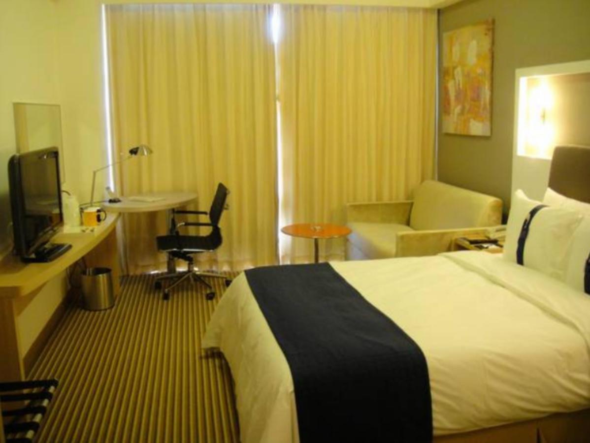 Holiday Inn Express Shanghai Nanhuizui Exteriér fotografie