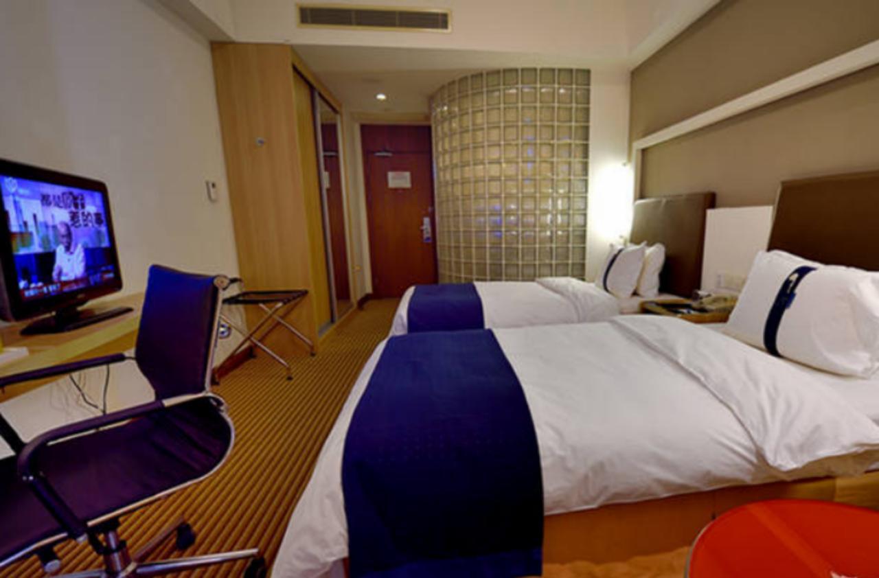 Holiday Inn Express Shanghai Nanhuizui Exteriér fotografie